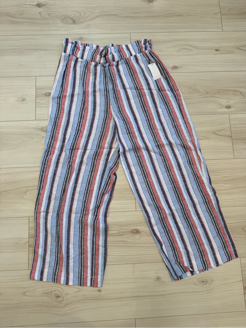 Laundry By Shelli Segal Striped Wide-Leg Pants in Blue, Red, White, Black